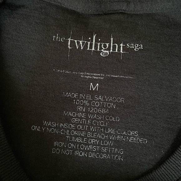 SOLD • twilight saga edward cullen t-shirt - Picture 7 of 9